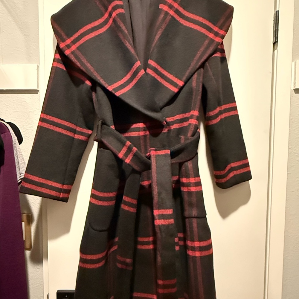 Plaid Women's Coat - Red and Black